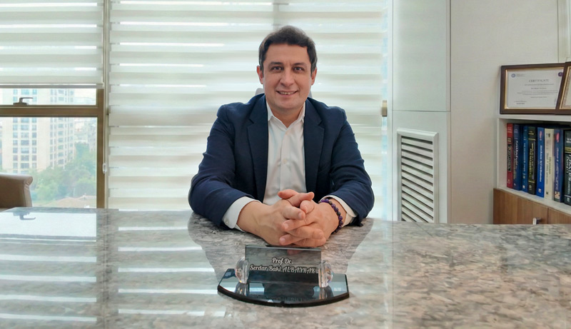Prof. Dr. Serdar Baki Albayrak - Neurosurgeon specializing in glioblastoma treatment